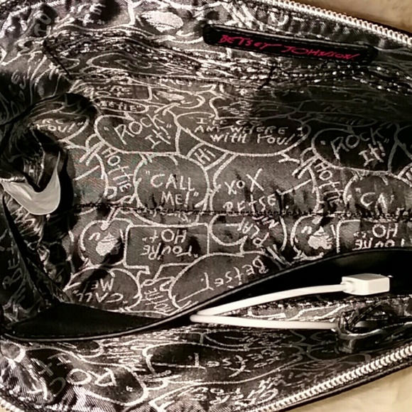 NWT Limited Betsey Johnson Charging Crossbody Wris - Picture 8 of 8